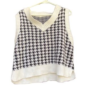Plaid Pattern Knitted V-Neck Vest